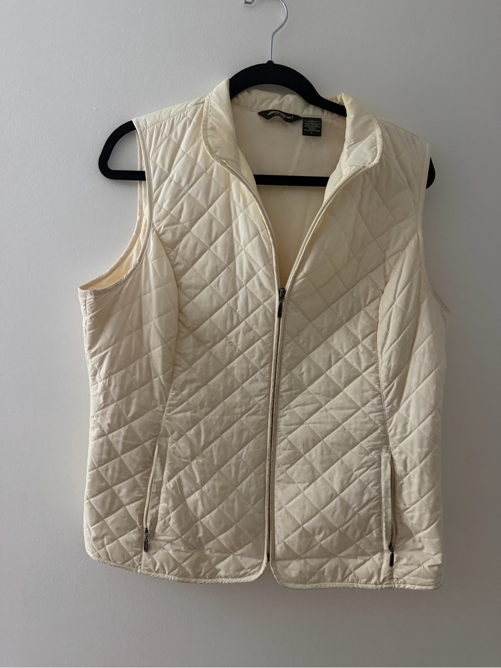 Eddie Bauer Quilted Cream Sleeveless Vest